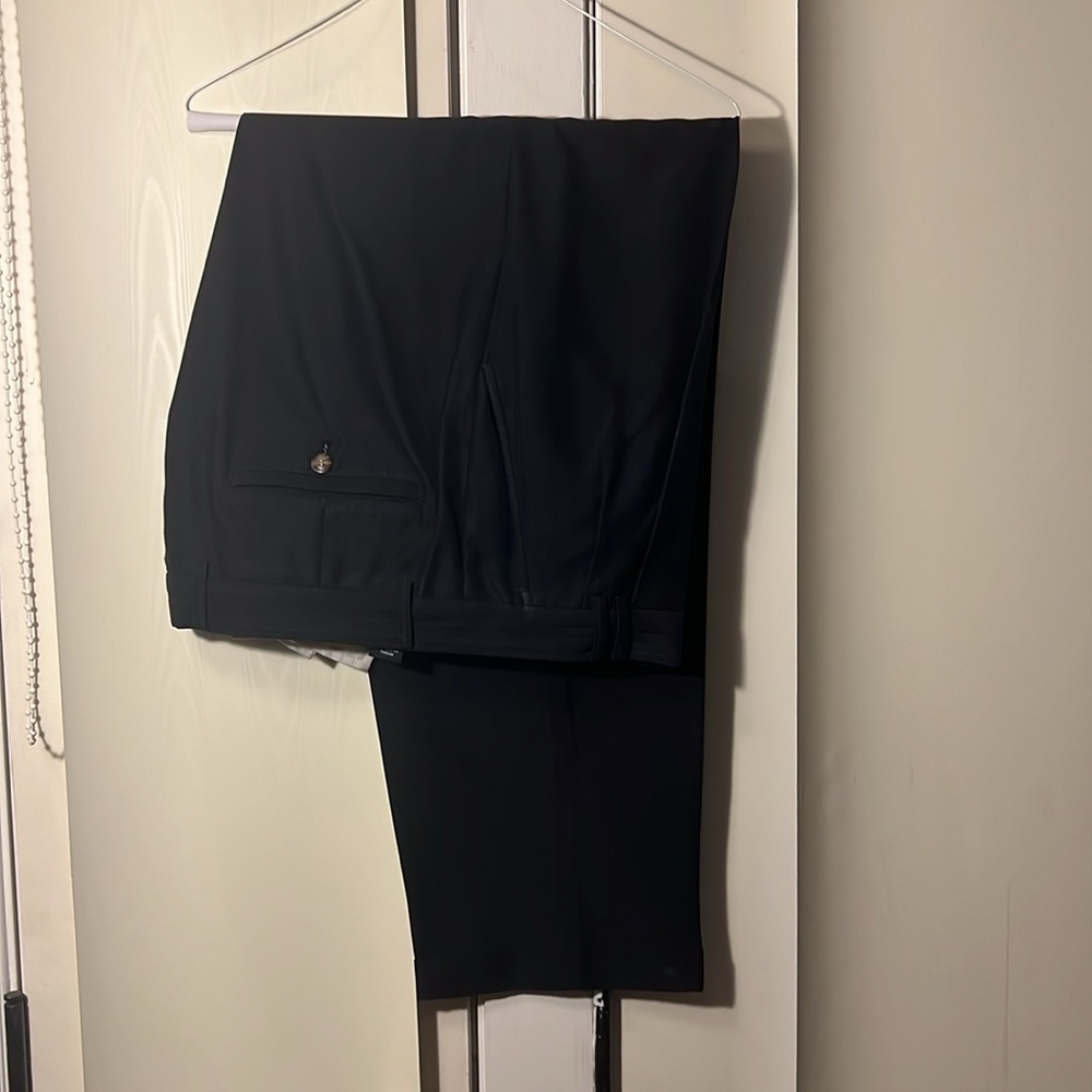 36x30 black dress pants like new